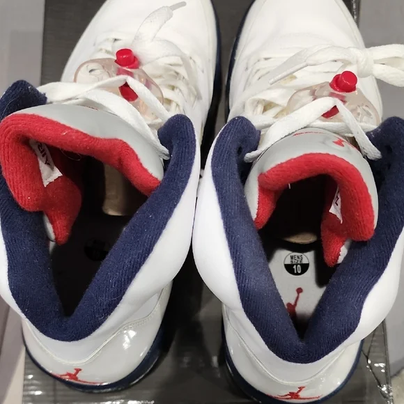 Air Jordan 5 Retro White Sneakers - Picture 4 of 6